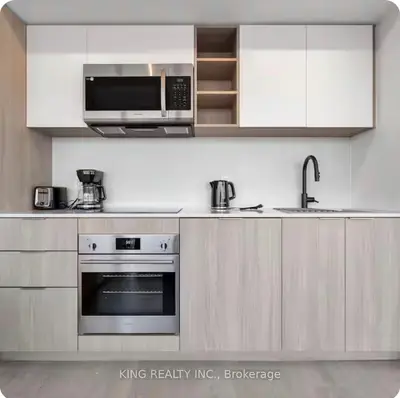 36 Zorra Street 529, Toronto W08, ON M8Z 0G5