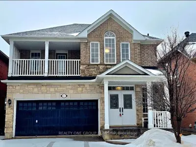 3957 Burdette Terrace, Mississauga, ON L5M 7Z1