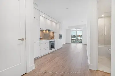 858 Dupont Street 322, Toronto W02, ON M6G 0C1