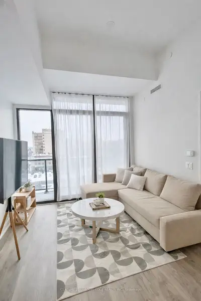 3009 Novar Road 716, Mississauga, ON L5B 1H7