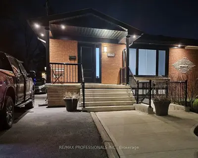 1176 Alexandra Avenue Basement, Mississauga, ON L5E 2A5