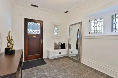 262 Roncesvalles Avenue Unit #2, Toronto W01, ON M6R 2M1