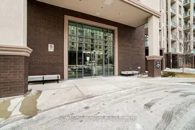 2490 Old Bronte Road 307, Oakville, ON L6M 4J2