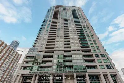 208 Enfield Place 1507, Mississauga, On L5b 0b8