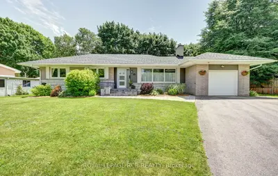 15 Banting Drive, Orangeville, ON L9W 2J5