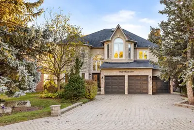 4622 Hewicks Lane, Mississauga, On L5m 3l8