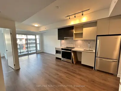 405 Dundas Street W 816, Oakville, ON L6M 4M2