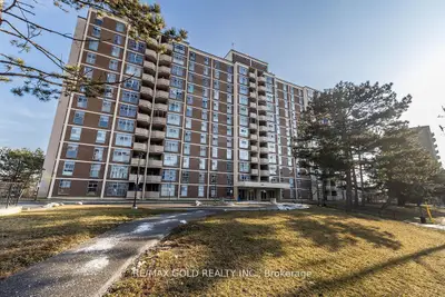335 Driftwood Avenue 405, Toronto W05, ON M3N 2P3