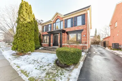 118 Westchester Road, Oakville, ON L6H 6H9