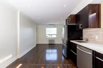 253 Lakeshore Road E D, Mississauga, On L5g 1g8