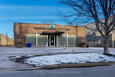 150 Norseman Street, Toronto W08, ON M8Z 0E9
