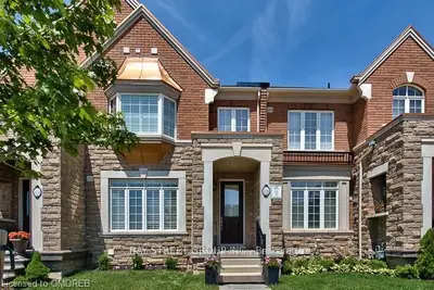 571 Sixteen Mile Drive, Oakville, On L6m 0p8