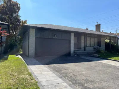 2168 Denise Road, Mississauga, ON L4X 1J1