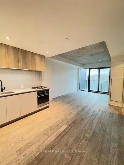 2625 Dundas Street W 406, Toronto W02, On M6p 1x9