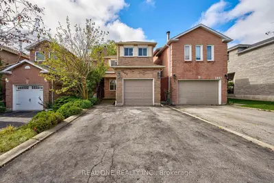 1449 Eddie Shain Drive, Oakville, ON L6J 7C3