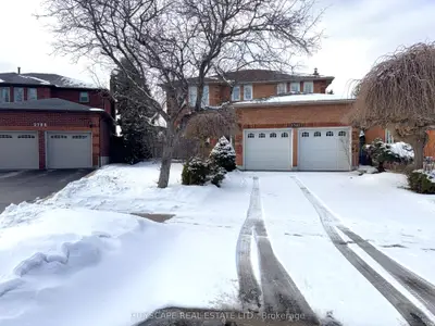 2702 Hardy Crescent, Oakville, ON L6J 7B9