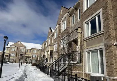 3135 Boxford Crescent 9, Mississauga, ON L5M 0X1