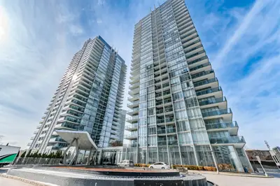 88 Park Lawn Road 2502, Toronto W06, ON M8Y 0B5
