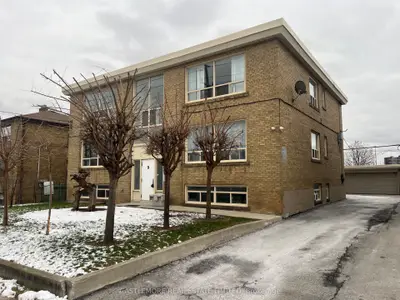 9 Allenby Avenue, Toronto W10, On M9w 1s5