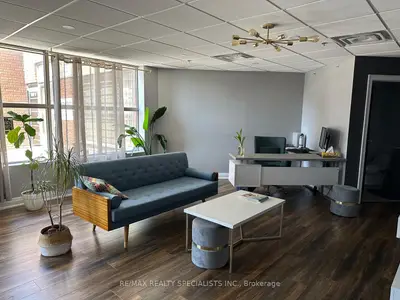 7015 Tranmere Drive 10, Mississauga, ON L5S 1T7