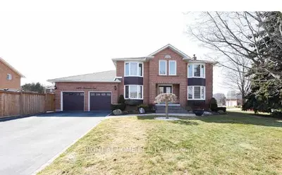 4470 Marshdale Court, Mississauga, ON L5M 4E9