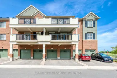 2326 Taunton Road W 205, Oakville, ON L6H 0L3