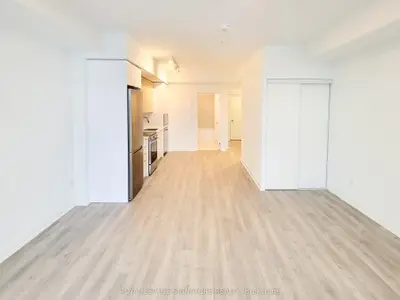 5105 Hurontario Street 712, Mississauga, ON L4Z 0C9