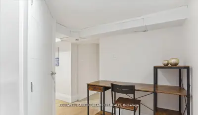 464 Maybank Avenue Lower, Toronto W02, On M6n 3s8