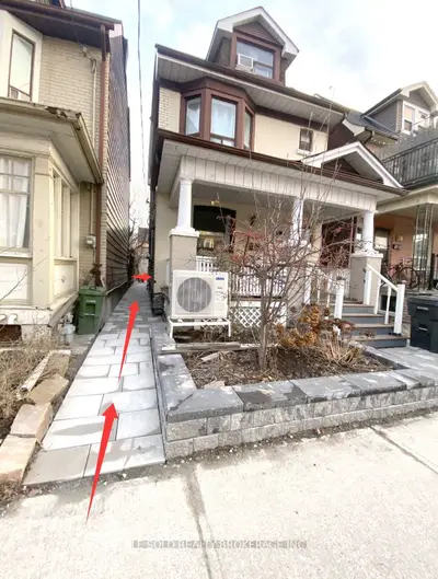 81 Hallam Street Room 103, Toronto W02, ON M6H 1W7