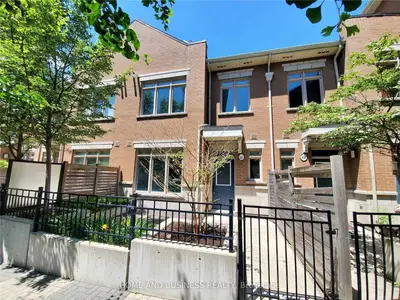 383 Prince Of Wales Drive 107, Mississauga, ON L5B 0C7