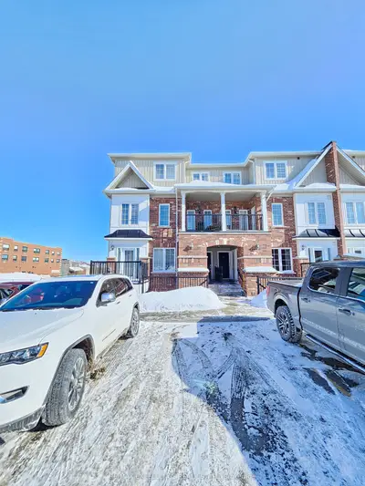 5 Armstrong Street 42, Orangeville, ON L9W 0C5