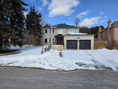 1714 Covington Terrace, Mississauga, ON L5M 3M4