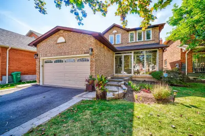 2626 Innisfil Road, Mississauga, ON L5M 4H9