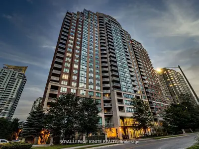 156 Enfield Place 1711, Mississauga, On L5b 4l8