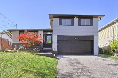 2039 Davebrook Road, Mississauga, ON L5J 3M4