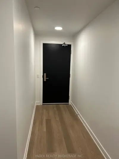 3009 Novar Road 1815, Mississauga, ON L5B 1H7
