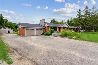 1099 Burnhamthorpe Road W, Oakville, On L6m 4k9