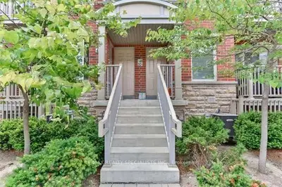 3250 Bentley Drive 48, Mississauga, On L5m 0p7