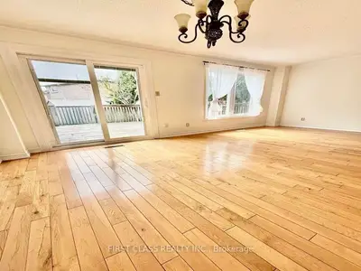 4230 Perivale Road, Mississauga, On L5c 3y5
