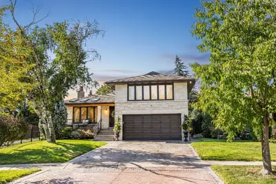 16 Woodpark Road, Toronto, On M9p 1l9