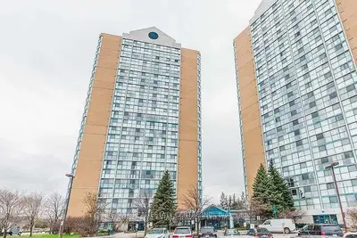 25 Trailwood Drive N 503, Mississauga, ON L4Z 3K9