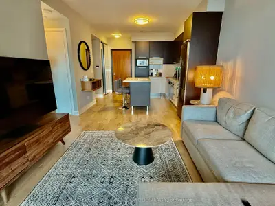 36 Park Lawn Road 3902, Toronto W06, ON M8V 0E5
