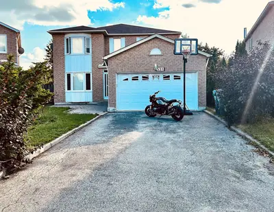 531 Loretta Court, Mississauga, On L5b 3s2