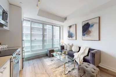 #310 1195 The Queensway, Toronto W08, On, M8z 0h1