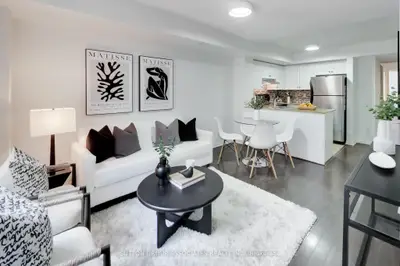 12 Laidlaw Street 802, Toronto W01, ON M6K 1X2