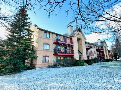 1508 Pilgrims Way 834, Oakville, On L6m 3h1