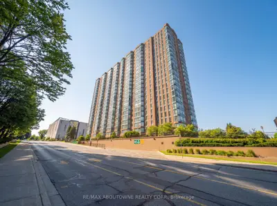 115 Hillcrest Avenue 905, Mississauga, ON L5B 3Y9