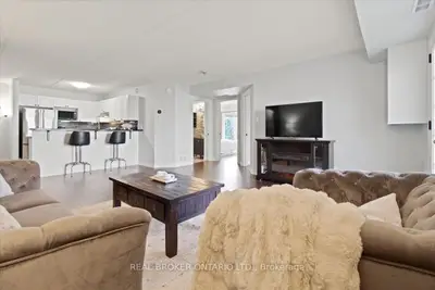 2010 Cleaver Avenue 214, Burlington, ON L7M 4C1