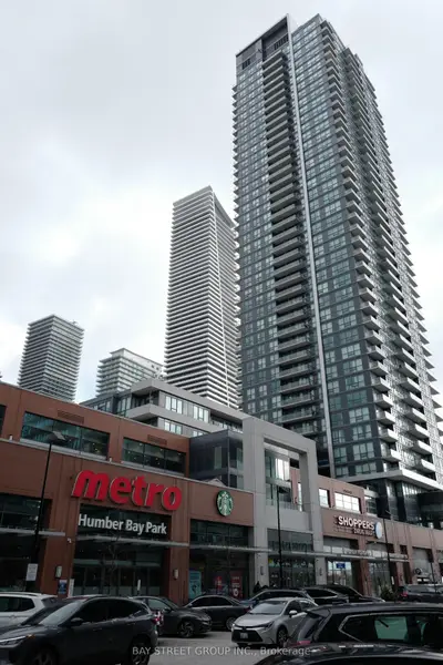 2200 Lakeshore Boulevard W 718, Toronto W06, ON M8V 1A4
