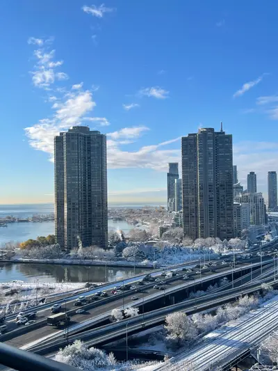 105 The Queensway Avenue W 1805, Toronto W01, On M6s 5b5
